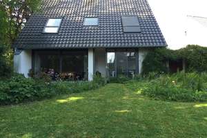 Freistehendes Einfamilienhaus mit Garage in Erkrath in ruhiger Lage – Die vollständige Adresse der Immobilie erhältst du vom Anbieter., 40699 Erkrath – Vorschaubild 1