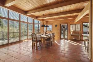 Traumhaftes Vollholz-Landhaus im Chaletstil: Alpines Wohnen mit atemberaubendem Bergblick in Altenau – Obere Dorfstr. 2, 82442 Saulgrub – Vorschaubild 6
