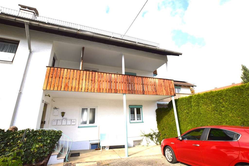 Immobilie in Peißenberg - ** Helle 3,5 Zimmerwohnung mit großen Südbalkonen und Raum für kreative Gestaltungsmöglichkeiten ** - Bild 2