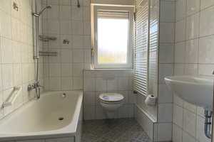 BEL-ETAGE Schwaig: 3 Zi-BALKON+GARTEN, 4 FENSTER-Seiten! Garage! per 1.5.25 FREI!! – Am Bahndamm 24, 90571 Nürnberger Land (Kreis) – Vorschaubild 15