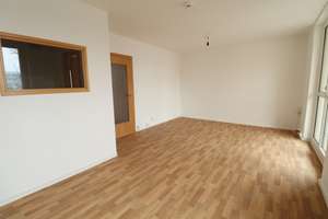 3-Raumwohnung mit Dusche und Aufzug