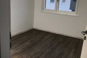 Neues Haus 5 Schlafzimmer. Großer Küche & Garten. Fully furnished – Im Flieder 8, 63075 Offenbach am Main – Vorschaubild 38