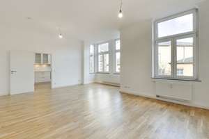 Frisch saniert und ab sofort bezugsfrei – traumhafter Altbau im Agnesviertel – Die vollständige Adresse der Immobilie erhältst du vom Anbieter., 50670 Neustadt/Nord, Köln – Vorschaubild 2