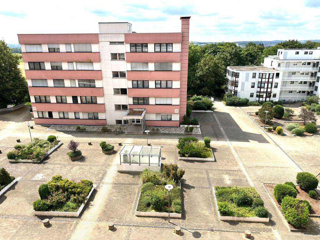 Immobilie in Kornwestheim - +++ APPARTEMENT +++ BALKON+++ AUSBLICK++ TG++ - Bild 2