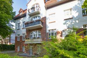Wohnen mit Stil: 4-Zimmer-Gründerzeitaltbau mit Stuck  und Südbalkon – Ringstraße 50, 12205 Lichterfelde, Berlin – Vorschaubild 32