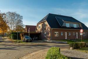 Raumwunder-Doppelhaushälfte! Mit Kamin, Doppelcarport, 5 Zimmern! – Grabenfeld 20a, 21614 Buxtehude – Vorschaubild 4