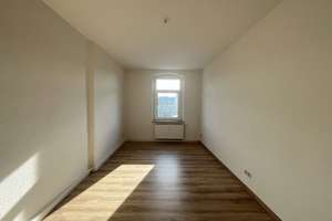 Helle Wohnung mit Balkon in Hilbersdorf – Stellplatz optional verfügbar – Zeißstraße  26, 9131 Hilbersdorf, Chemnitz – Vorschaubild 10