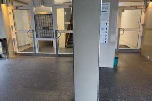 Spektakulärer Weitblick
Vermietetes 1-Zimmer-Apartment
am Elbe-Einkaufszentrum – Die vollständige Adresse der Immobilie erhältst du vom Anbieter., 22609 Osdorf, Hamburg – Vorschaubild 3