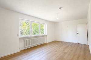 Frisch renovierte 2,5 Zimmer Eigentumswohnung mit Loggia, Tiefgarage und ruhiger Lage in Alt SB. – Graf-Simon-Straße 14, 66117 Alt-Saarbrücken, Saarbrücken – Vorschaubild 9
