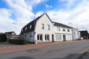 Anlage ? Mehrfamilienhaus (oder Zimmervermietung ca 16 Zi) mit Garten und Garagen. – Keekenerstraße 52, 47533 Kleve – Vorschaubild 2