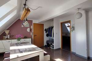 Loftartige Dachgeschosswohnung mit Galerie und Blick über Augsburgs Dächer – Lange Gasse 24, 86152 Georgs- und Kreuzviertel, Augsburg – Vorschaubild 10