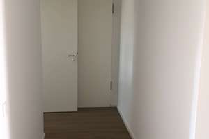 ** Großzügige 4-Zimmer-Wohnung mit SONNENBALKON und 2 BÄDERN, sowie mit oder ohne EINBAUKÜCHE - S... – Hermannstädter Str. 3, 53119 Tannenbusch, Bonn – Vorschaubild 11