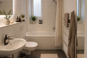 Zentral gelegene Wohnung in der Düsseldorfer Innenstadt mit kl. Garten – Gerresheimer Straße 35a, 40211 Stadtmitte, Düsseldorf – Vorschaubild 8