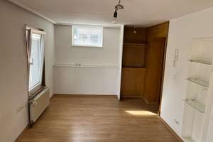 Kompakt und zentral: 1-Zimmer-Wohnung mit Küchenzeile in Duisburg-Duissern – Brauerstraße 17, 47058 Duissern, Duisburg – Vorschaubild 3