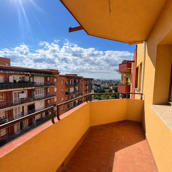 Renovierungsbedürftige Wohnung in Figueres.