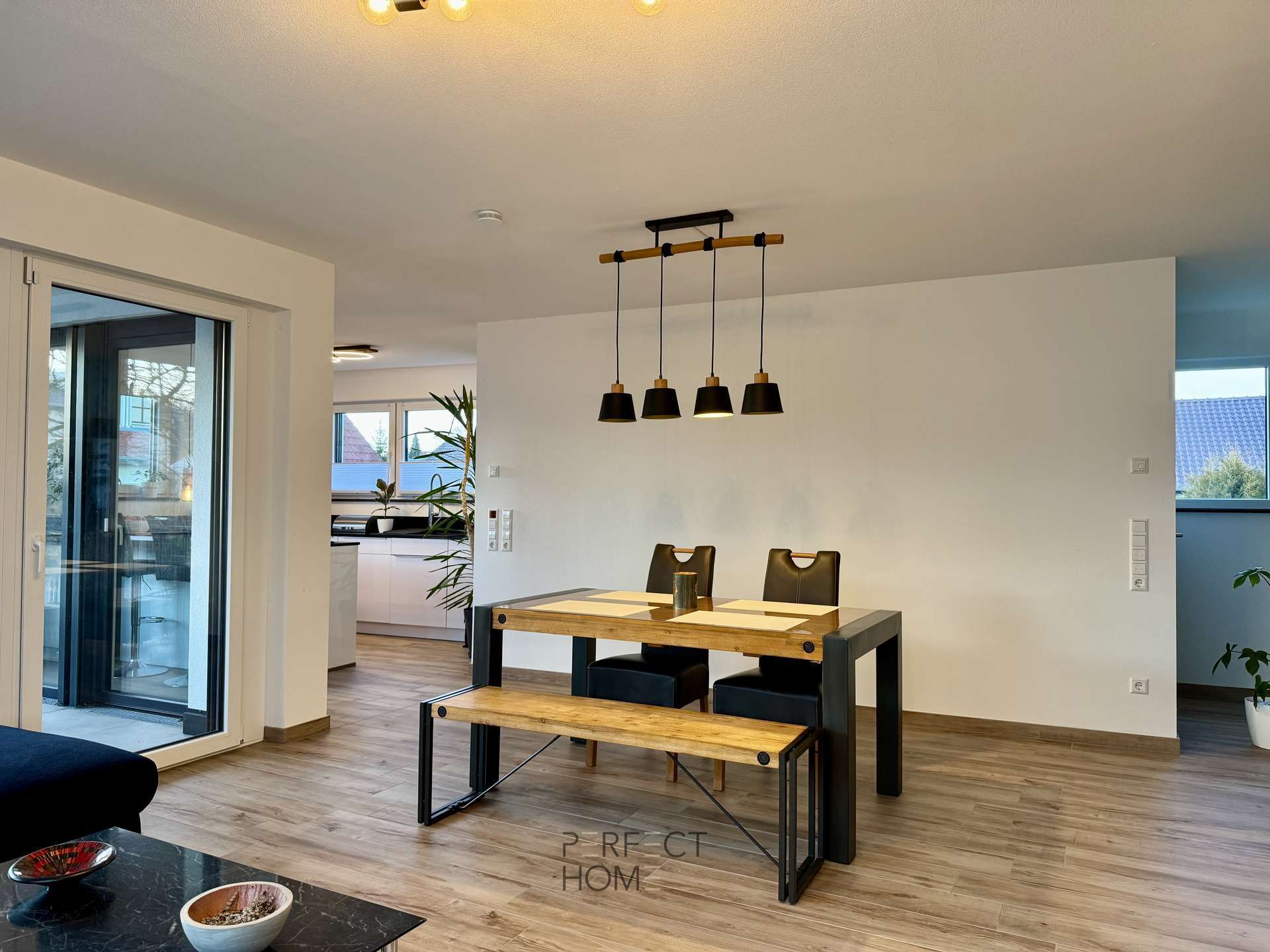 Immobilie in Lehrensteinsfeld - Stylisches Wohnen auf 2 Ebenen: A+ Maisonette (BJ 2020) mit Loggia und Garage - Bild 2