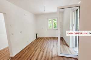IMMOBERLIN.DE - Ersteinzug! Sehr attraktives Haus mit Südterrasse, Garage & Sonnengarten – Oberhavel (Kreis) – Vorschaubild 4