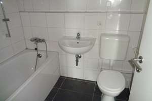 Genießen Sie das Wohnen mit Fernblick! Renovierte 3 Zimmer im 16. OG mit 2 Balkone + Aufzug – Kurt-Schumacher-Straße 12, 38102 Viewegsgarten-Bebelhof, Braunschweig – Vorschaubild 6