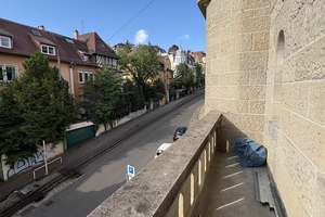 Lichtdurchflutete 2‑Zimmer‑Wohnung: frisch modernisiert, zwei Balkone, Wohnen im Denkmalschutz – Liststraße 57, 70180 Lehen, Stuttgart – Vorschaubild 5