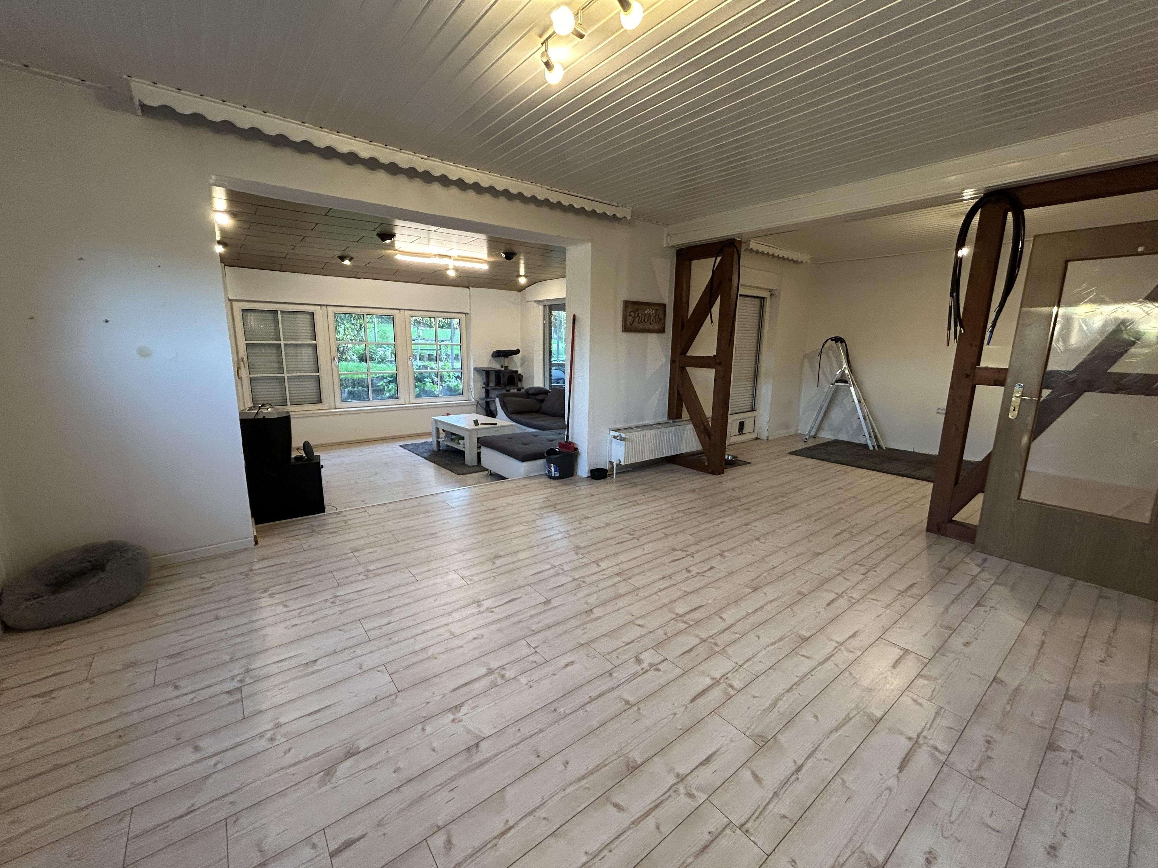 Immobilie in Barntrup - Großzügiges Einfamilienhaus mit Potenzial – Ihr neues Zuhause in Barntrup-Alverdissen - Bild 8