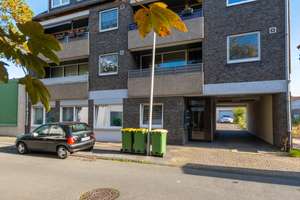 Singles & Studierende aufgepasst! Ruhige 1-Raum (Wohnzi. m. Schlafbereich & sep. Küche) DG-Wohnung – Rhenaniastr. 23, 46049 Lirich-Süd, Oberhausen – Vorschaubild 3