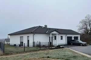 Großzügiges Grundstück mit neuwertigem Bungalow im fränkischen Seenland zu verkaufen – Weißenburg-Gunzenhausen (Kreis) – Vorschaubild 1