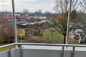 Preiswerte 2-Raum-Wohnung mit Balkon und Einbauküche in Chemnitz – Leipziger 137a, 9131 Chemnitz – Vorschaubild 1