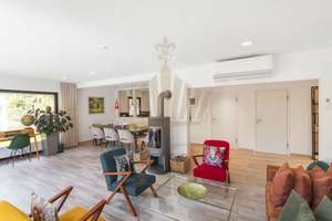 TOP-Lage! | Villa im Bungalow-Stil | mit Pool & Garten | Sauna | Kamin | in Berlin-Zehlendorf – Die vollständige Adresse der Immobilie erhältst du vom Anbieter., 14169 Zehlendorf, Berlin – Vorschaubild 2