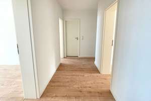Erstbezug nach Sanierung -  schöne 3-Zimmer-Wohnung  im 1. OG an der Vahrenwalder Straße – Vahrenwalder Straße 56, 30165 Vahrenwald, Hannover – Vorschaubild 2