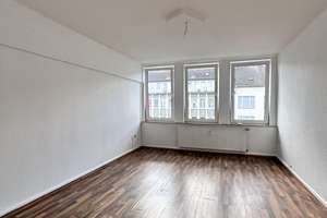 Lichtdurchflutet & großzügig: 3 Zimmer mit Balkon in Bestlage