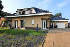 Geräumiger Satteldachbungalow mit 6 Schlafzimmern und großer Garage nahe der niederländischen Grenze – Die vollständige Adresse der Immobilie erhältst du vom Anbieter., 47559 Kranenburg – Vorschaubild 2