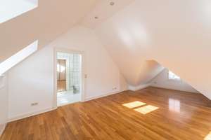 Stilvolle 2-Zimmer-Altstadtwohnung mit Balkon – Ruhige Lage im Herzen von Heidelberg – Steingasse 16a, 69117 Altstadt, Heidelberg – Vorschaubild 14