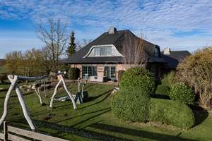 Fachwerk-Landhausvilla in Alleinlage auf großem Grundstück! – Die vollständige Adresse der Immobilie erhältst du vom Anbieter., 23898 Kühsen – Vorschaubild 2