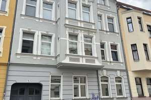 Charmante 2-Zimmer-Wohnung mit Balkon – Uhlandstraße 16, Magdeburg!