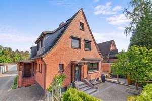 Gemütlich und Modernisiert - Doppelhaushälfte mit Gästehaus, Terrasse, Garten & Garagenstellplatz – Die vollständige Adresse der Immobilie erhältst du vom Anbieter., 22117 Billstedt, Hamburg – Vorschaubild 2