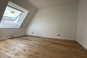 Luxuriöse 2,5 Zimmer Wohnung im 4.OG in Karlsruhe Innenstadt-West – Akademiestr. 28 28, 76131 Innenstadt-West, Karlsruhe – Vorschaubild 3