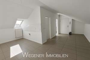 *** Loft-Charakter: 3-Zi-DG-Wohnung mit 2 Bäder und KFZ Stellplatz in guter Lage Trudering! *** – 81825 Gartenstadt Trudering, München – Vorschaubild 7