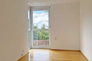 Fernab vom Stadttrubel - Helle Wohlfühlwohnung mit Balkon am Georgenberg in Reutlingen – Die vollständige Adresse der Immobilie erhältst du vom Anbieter., 72764 Reutlingen-Mitte, Reutlingen – Vorschaubild 8