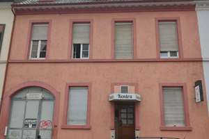 Vermietetes Wohn- und Geschäftshaus mit 22 Einheiten,  Top-Rendite in guter Lage