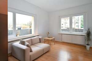 2-3 Familienhaus in super zentraler Lage von Hannover-Waldhausen! – Die vollständige Adresse der Immobilie erhältst du vom Anbieter., 30519 Waldhausen, Hannover – Vorschaubild 2