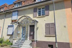 Charmantes Reihenmittelhaus mit wohnungsähnlichem Charakter über drei Etagen, sowie eigenem Garten