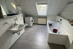 Lebendiger Freiraum: Saniertes 3-Zimmer-Apartment in Pinneberg – 25421 Pinneberg – Vorschaubild 9