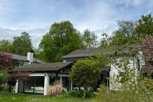 Ruhig gelegenes Einfamilienhaus mit großem Garten – München (Kreis) – Vorschaubild 1