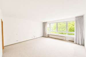 Großzügige Wohnung mit Blick in den direkt angrenzenden Grafenberger Wald – Die vollständige Adresse der Immobilie erhältst du vom Anbieter., 40629 Ludenberg, Düsseldorf – Vorschaubild 11