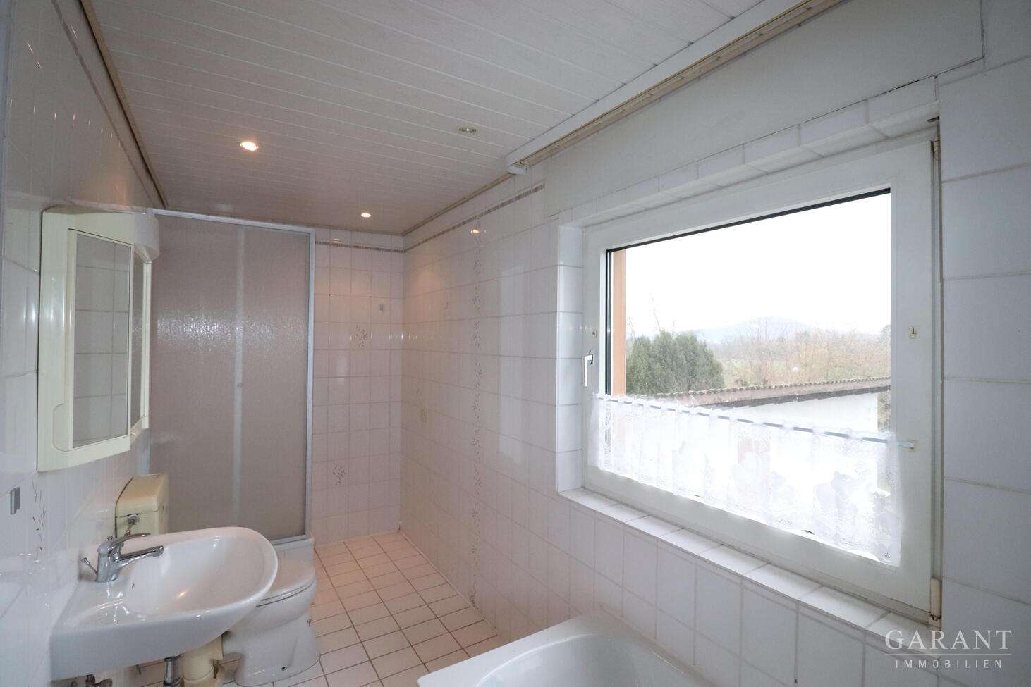 Immobilie in Wettenberg - ***Großzügiges Zweifamilienhaus in Seenähe *** - Bild 9