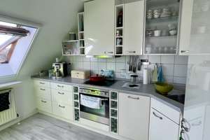 Gepflegte 2 Zimmer Maisonette Dachgeschoss in Krefeld Uerdingen – Friedensstraße 201, 47829 Uerdingen, Krefeld – Vorschaubild 3