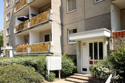 ... kleine 1 - Raumwohnung in der 3. Etage ...