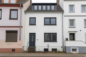 Sanierungsbedürftiges Zweifamilienhaus in Woltmershausen // Kapitalanlage möglich – Die vollständige Adresse der Immobilie erhältst du vom Anbieter., 28197 Woltmershausen (Ortsteil), Bremen – Vorschaubild 15