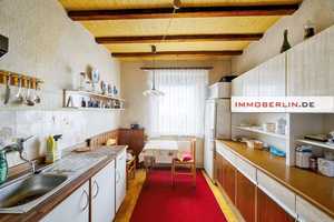 IMMOBERLIN.DE - Charmantes Haus mit Südterrasse, Sonnengarten & Nebengebäuden in sehr familiärer Lag – Berlin – Vorschaubild 6
