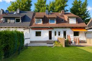 Familienfreundliches Reihenhaus mit großem Garten